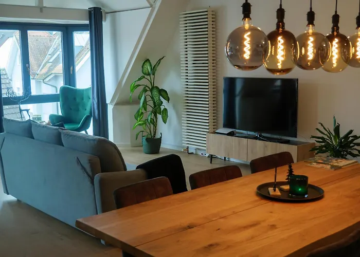 Amao-Green I 90Qm I Penthouse Maisonette Mit Rooftop I City Center I King-Size Betten